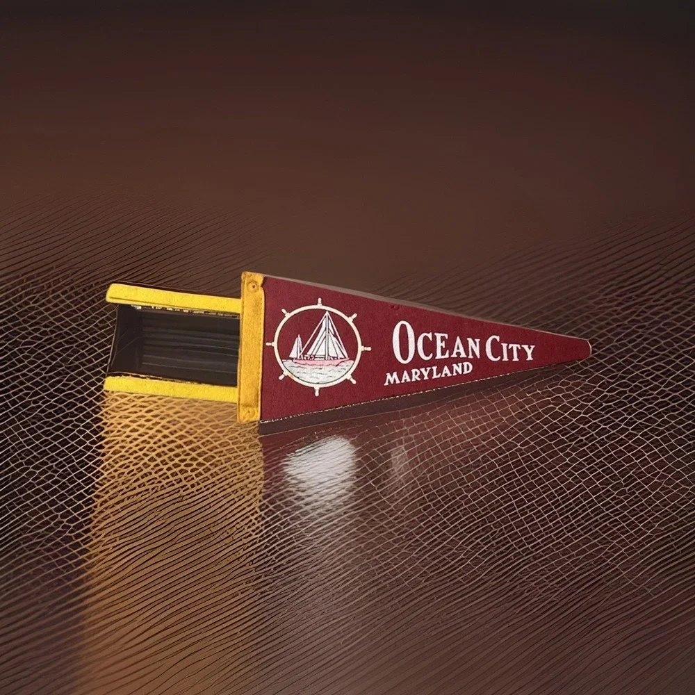 Vintage Ocean City Maryland Felt Pennant Beach Souvenir Travel